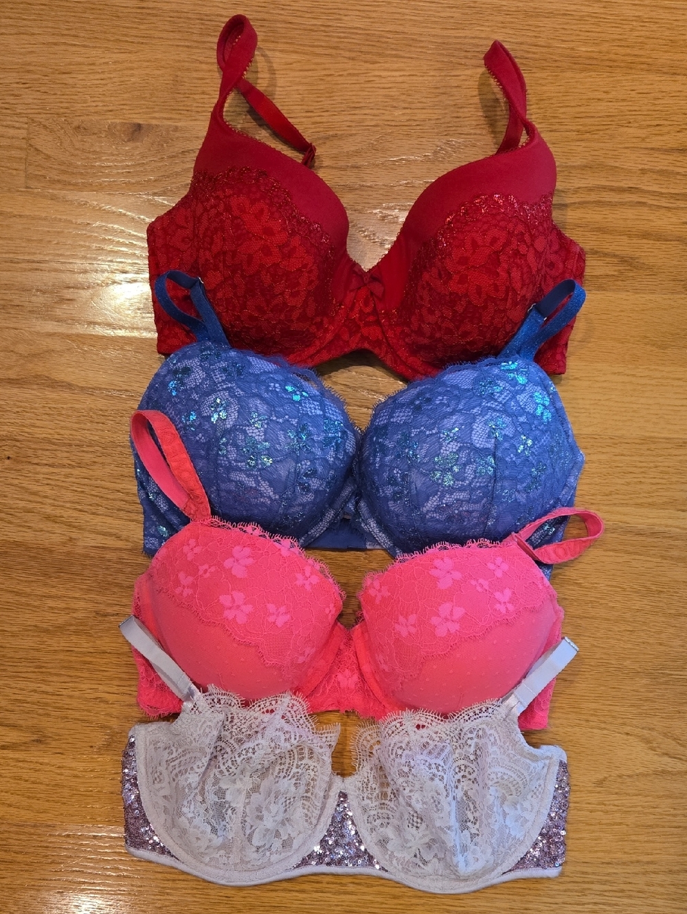 Lot Of 4 Victoria's Secret Bras